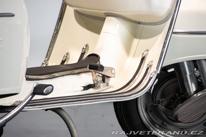 Piaggio Vespa 180 SS 1964
