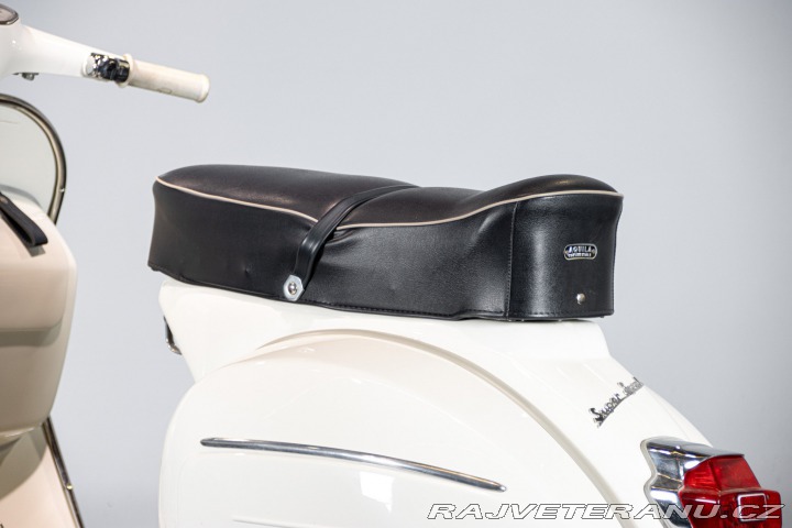 Piaggio Vespa 180 SS 1964