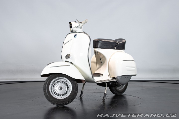 Piaggio Vespa 180 SS 1964