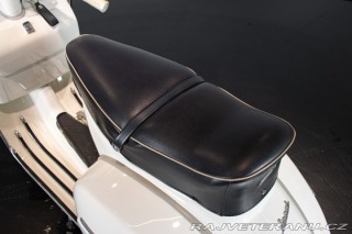 Piaggio Vespa 180 SS 1964