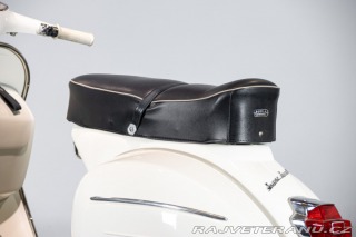 Piaggio Vespa 180 SS 1964
