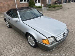 Mercedes-Benz SL 300SL R129 1989
