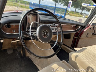 Mercedes-Benz 220 b w111 1964
