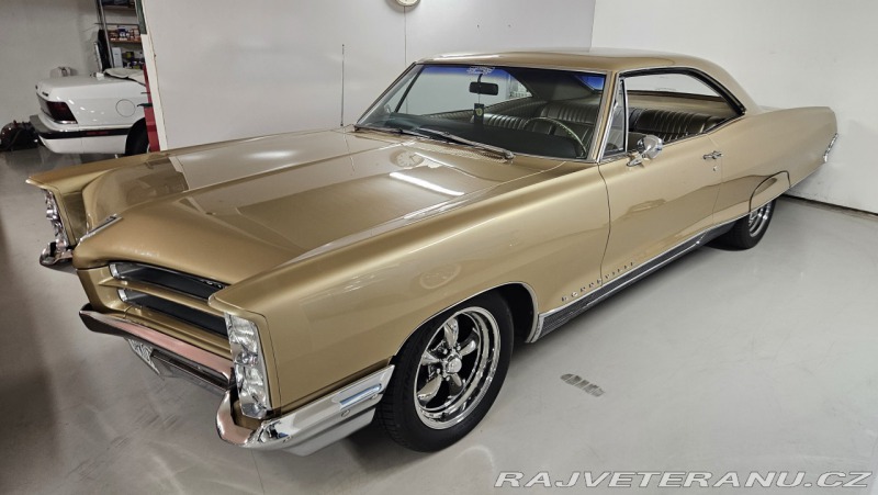 Pontiac Bonneville 389 V8