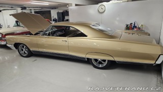 Pontiac Bonneville 389 V8 1966