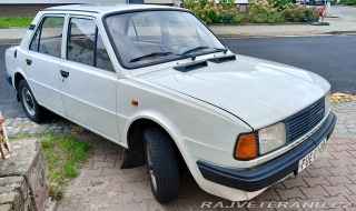 Škoda 120 
