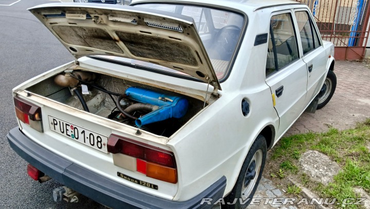 Škoda 120 1981