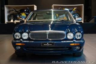 Daimler Ostatní modely V8 LWB 1997