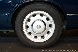 Daimler Ostatní modely V8 LWB 1997