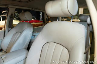 Daimler Ostatní modely V8 LWB 1997