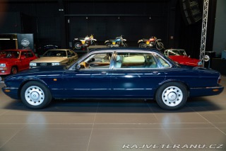 Daimler Ostatní modely V8 LWB 1997