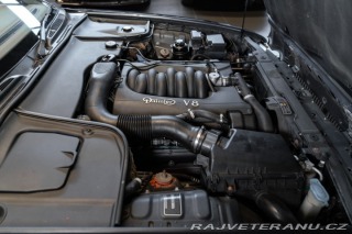 Daimler Ostatní modely V8 LWB 1997