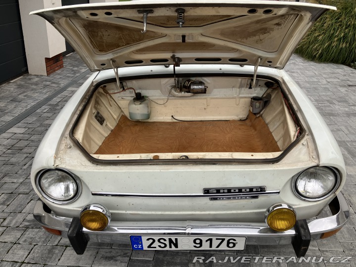 Škoda 100 1976