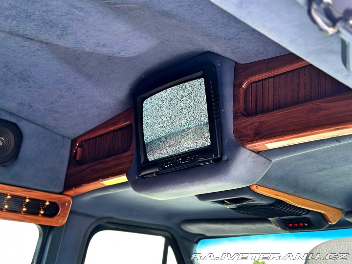 Chevrolet G20 5.7 V8 | Choo Choo Custom 1995