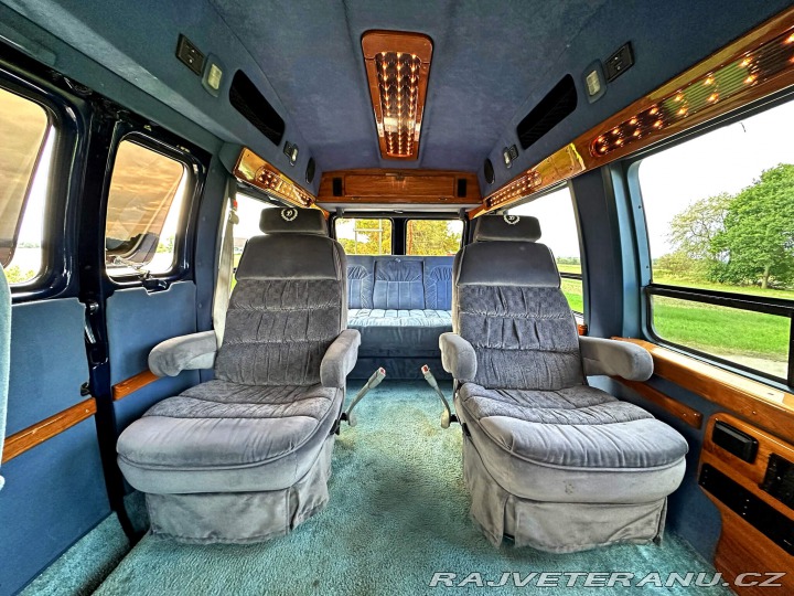 Chevrolet G20 5.7 V8 | Choo Choo Custom 1995