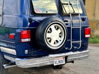 Chevrolet G20 5.7 V8 | Choo Choo Custom 1995