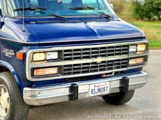 Chevrolet G20 5.7 V8 | Choo Choo Custom 1995