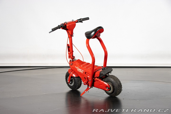 Ostatní značky Ostatní modely Quasar TENDER CICLOMOTORE PIEGHEVOLE 1983