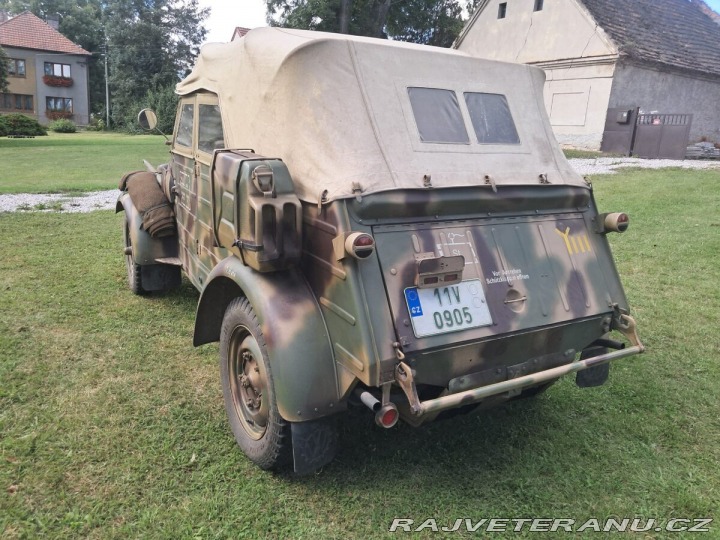 Volkswagen Kübelwagen 82 1943