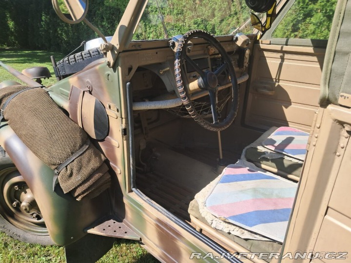 Volkswagen Kübelwagen 82 1943