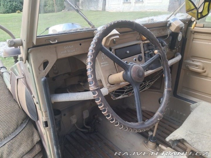 Volkswagen Kübelwagen 82 1943