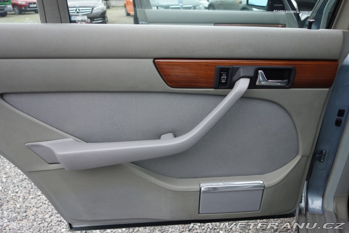 Mercedes-Benz 420 W126 420SEL 1988