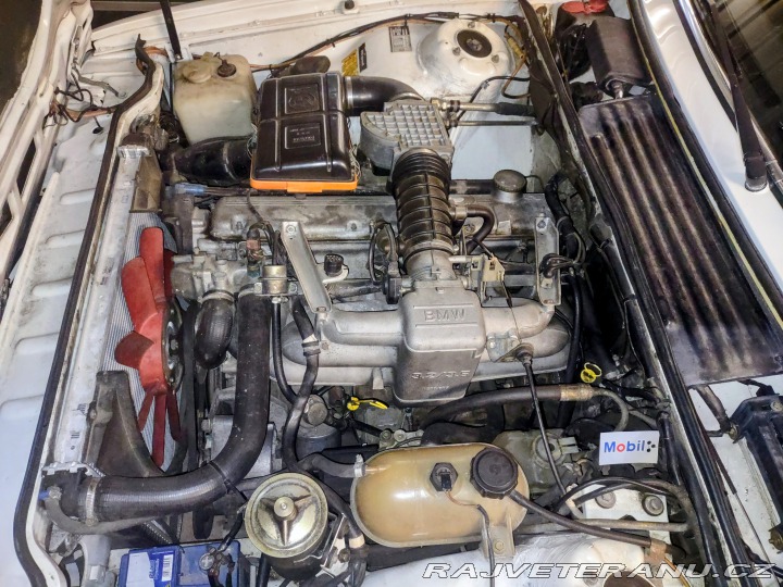BMW 6 E24 635CSi 1984