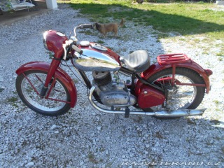 Jawa 250 pérák Zbrojovka 1949