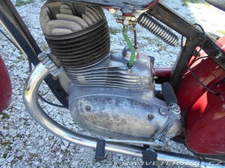 Jawa 250 pérák Zbrojovka 1949