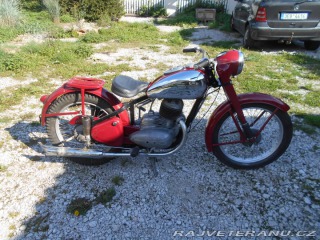 Jawa 250 pérák Zbrojovka 1949