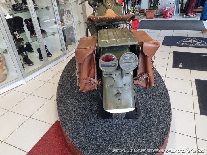 Harley-Davidson W  1944