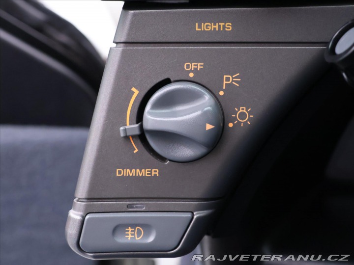 Chevrolet Corvette 5,7 TPI V8 208 kW DPH 1991