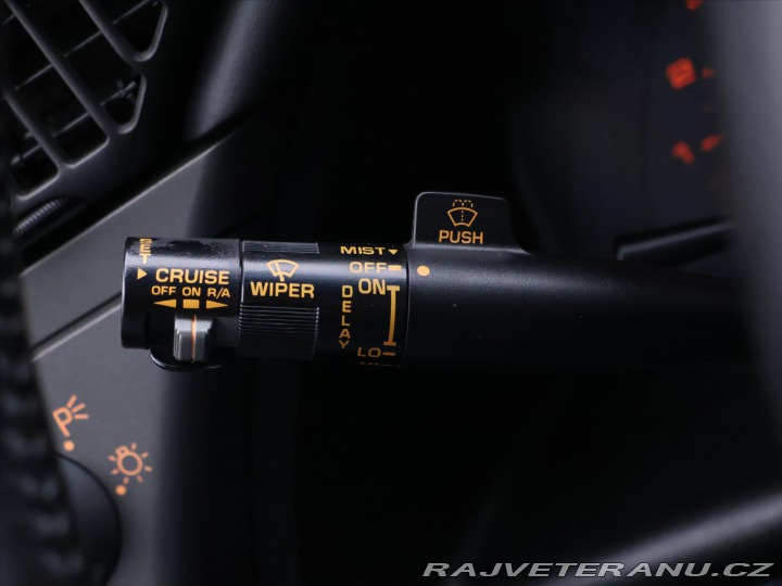 Chevrolet Corvette 5,7 TPI V8 208 kW DPH STK 1991