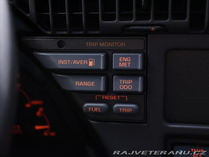 Chevrolet Corvette 5,7 TPI V8 208 kW DPH STK 1991