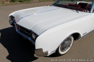 Oldsmobile Ostatní modely Delta 88 Convertible 1966