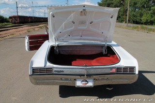 Oldsmobile Ostatní modely Delta 88 Convertible 1966