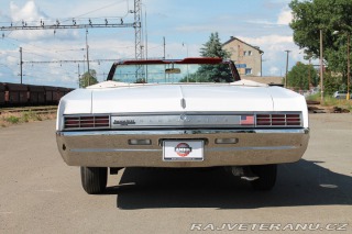 Oldsmobile Ostatní modely Delta 88 Convertible 1966