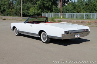 Oldsmobile Ostatní modely Delta 88 Convertible 1966