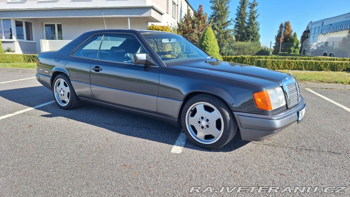Mercedes-Benz 300 W124 coupe 1989