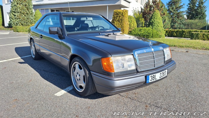 Mercedes-Benz 300 W124 coupe 1989
