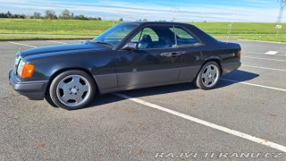 Mercedes-Benz 300 W124 coupe 1989
