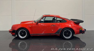 Porsche 911 SC Turbo look 1983