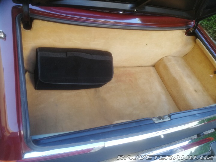 Mercedes-Benz SL 380, 107 1982