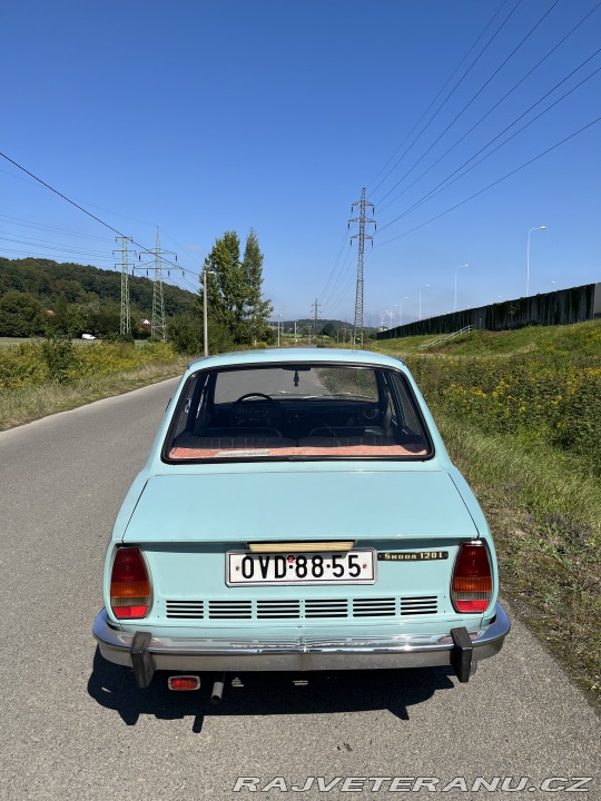 Škoda 120 L 1977