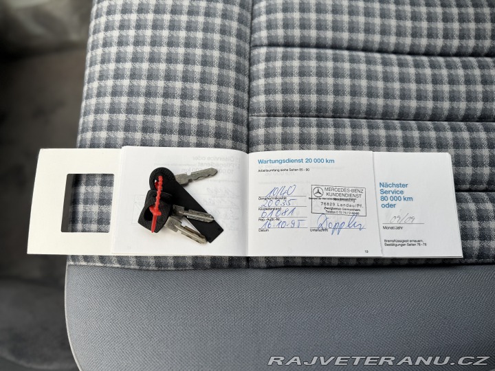 Mercedes-Benz E 220 CE W124 1992