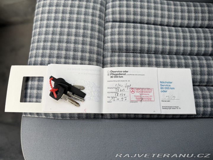 Mercedes-Benz E 220 CE W124 1992