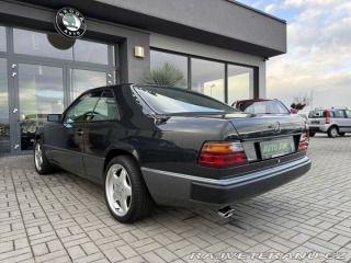 Mercedes-Benz E 220 CE W124 1992