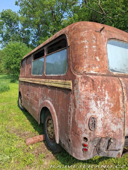 Ostatní značky Ostatní modely Karosa B 40 1953