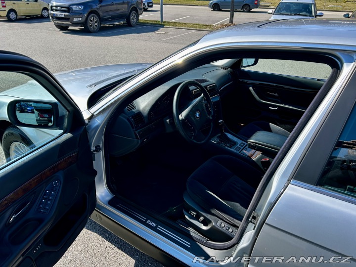 BMW 7 E38 730i 1994