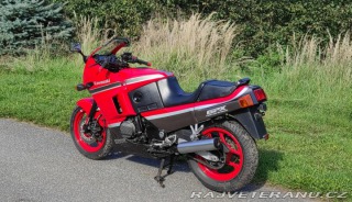 Kawasaki Ostatní modely GPX 600 R 1990